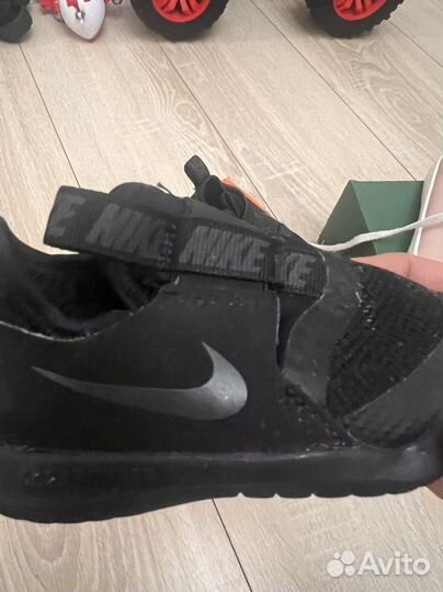 Кроссовки nike