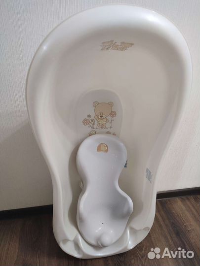 Ванночка с подставкой горка, комплект Tega Baby