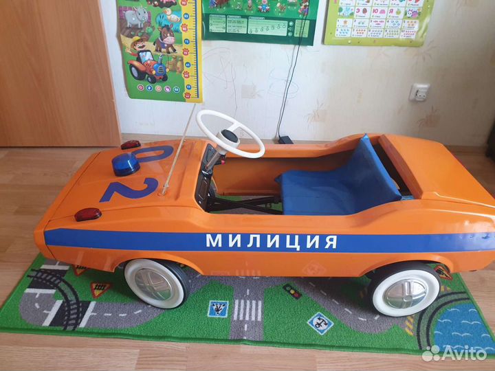 Педальная машина радуга