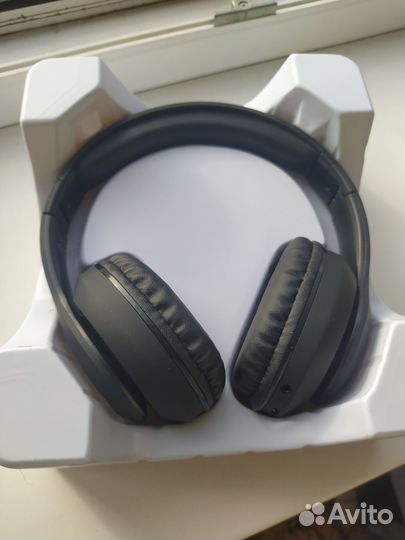 Беспроводные наушники Borofone