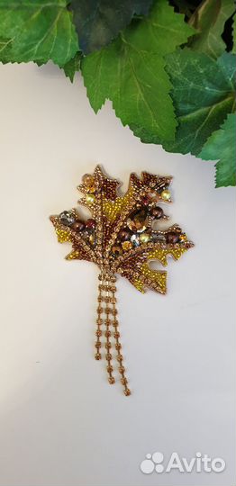 Брошь ручной работы
