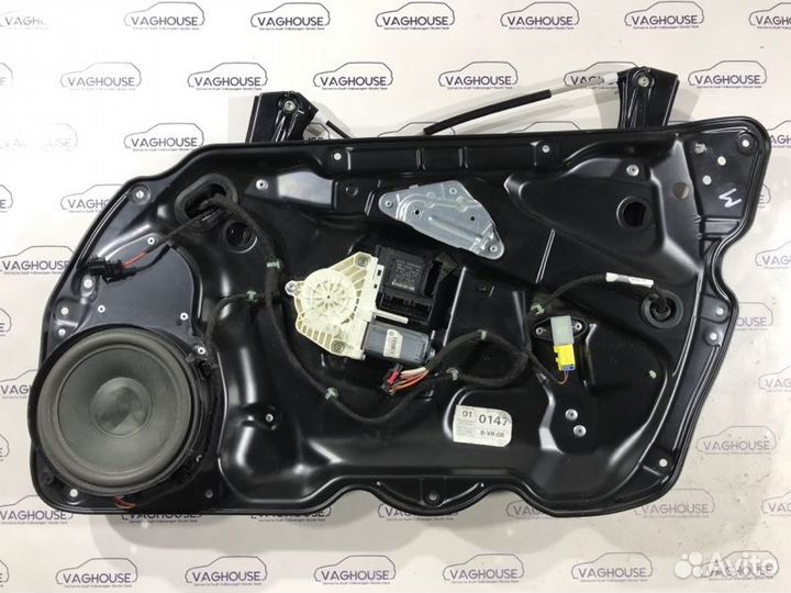 Стеклоподъемник передний правый Volkswagen Passat