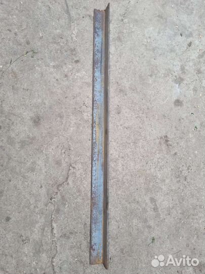 Уголок металлический