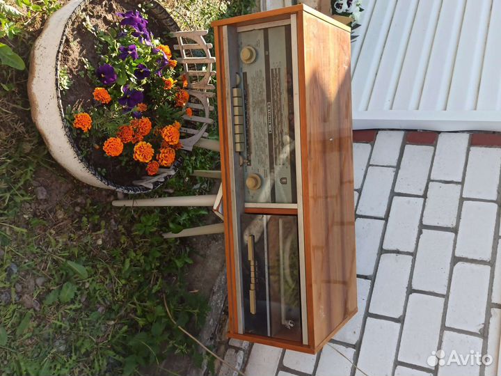 Радиола эстония 4