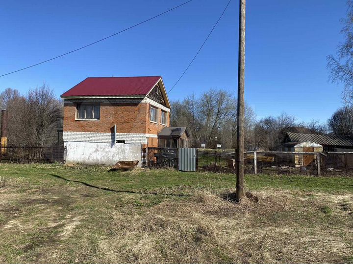 Дом 52 м² на участке 15 сот.