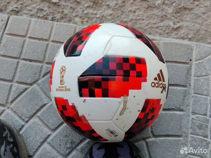 Футбольный мини мяч adidas