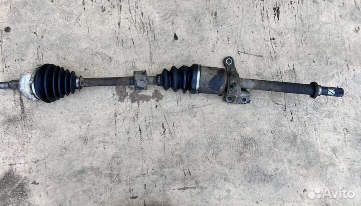 Привод передний правый Renault Duster 2.0