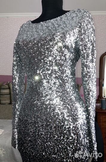 Платье вечернее