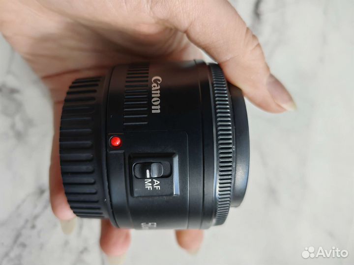 Объектив canon ef 50mm 1:1.8