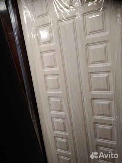 Дверь Входная Уличная с Терморазрывом