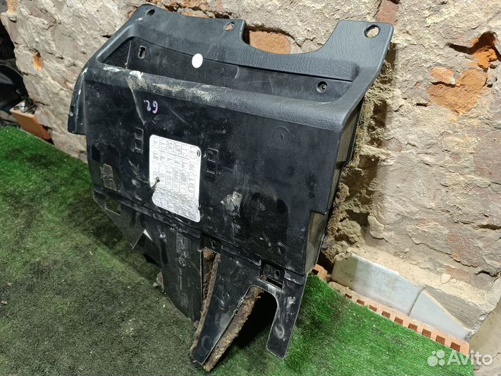 Бардачок вещевой для VW Golf 3