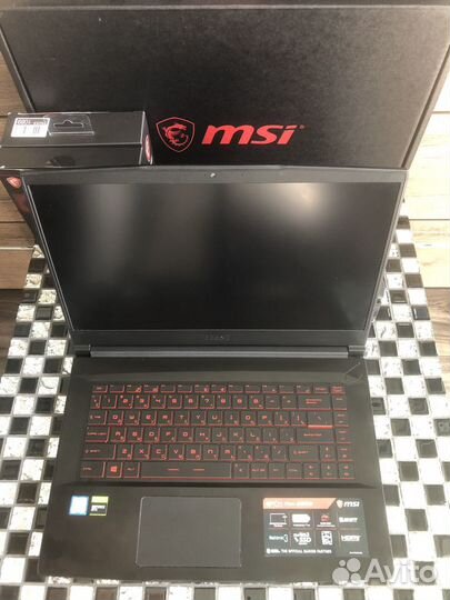 Ноутбук MSI GF63