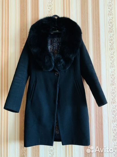 Пальто женское 42 44 зимнее