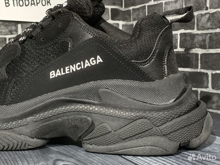 Balenciaga Triple S Black. Мужские кроссовки