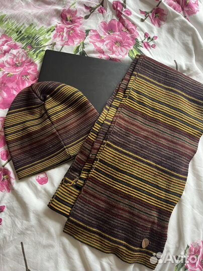 Шапка и шарф женский