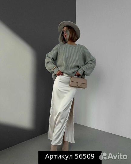 Свитер вязаный