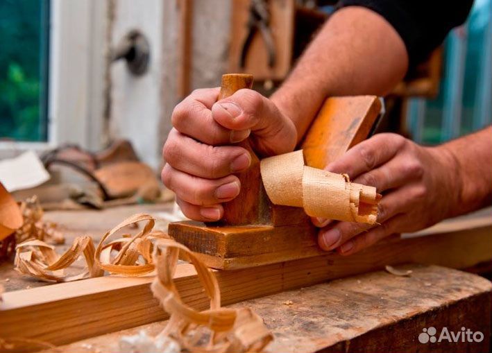 Рабочие в столярный цех