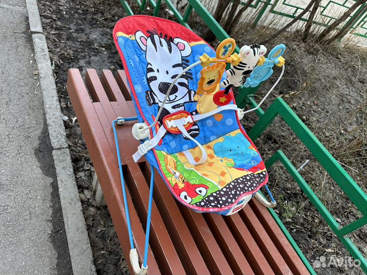 Шезлонг fisher price с вибрацией