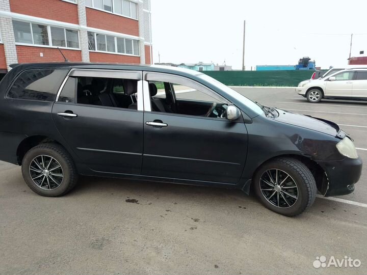 Toyota Corolla Fielder 1.5 AT, 2003, 200 000 км