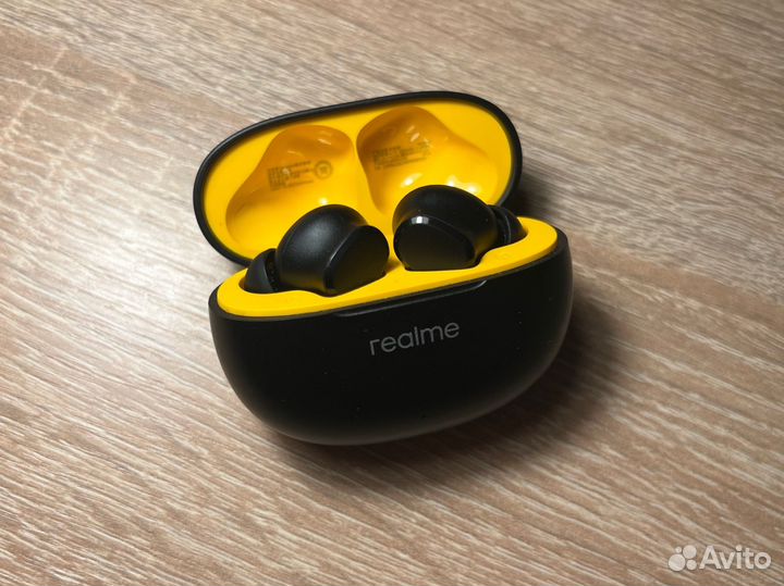 Беспроводные наушники Realme Buds T100
