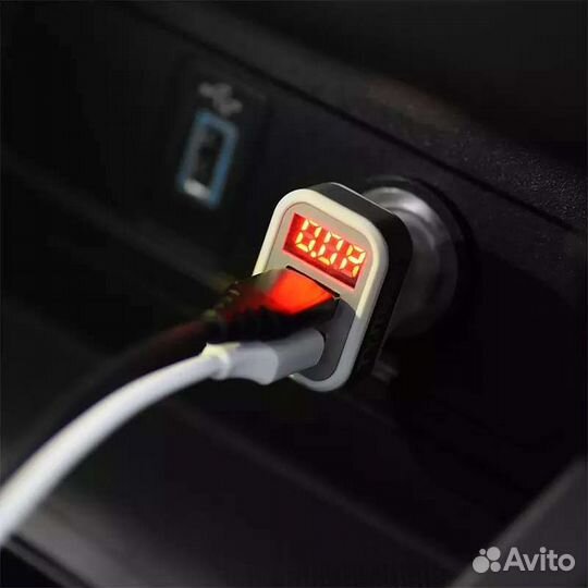 Автомобильное зарядное устройство 5V 2.1A