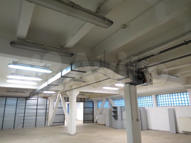 619м² склад с офисом