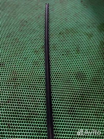 Бархотка передняя правая Opel Astra H Z18XER 2007