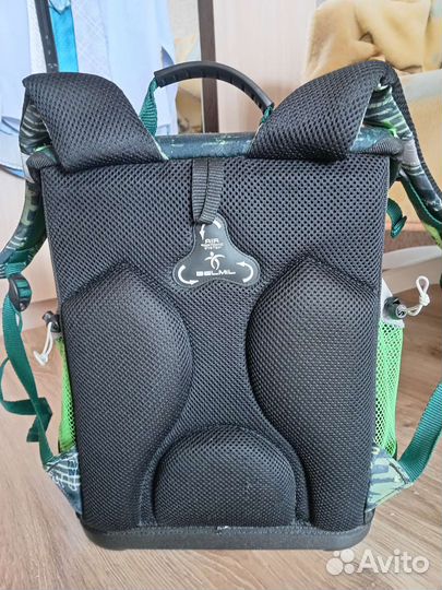 Школьный рюкзак
