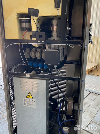 Автомат (фризер) для мягкого мороженого Gel matic