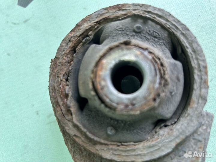 Рычаг передний правый kia ceed 1 ed