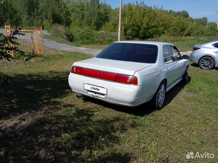 Nissan Laurel 2.0 AT, 1993, 250 000 км