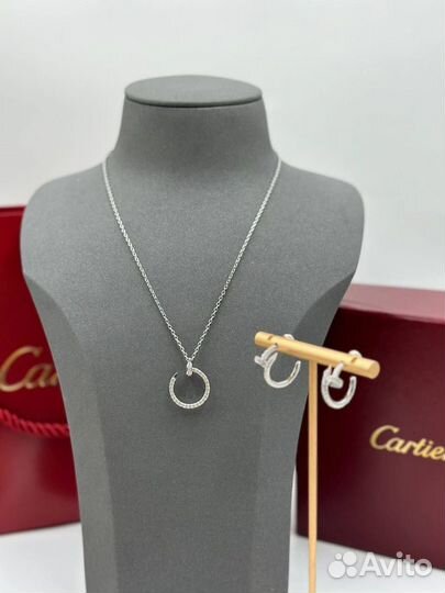 Серьги Cartier Juste Un Clou Гвоздь