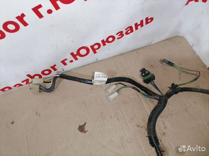 Проводка передней левой двери Chevrolet Niva