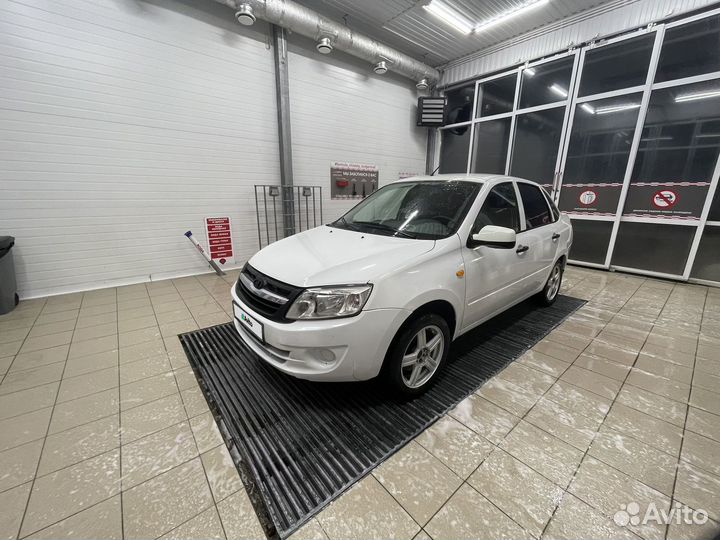 LADA Granta, 2013