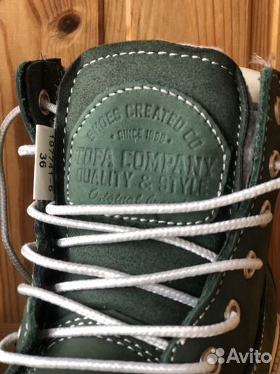 Женские ботинки зимние зеленые