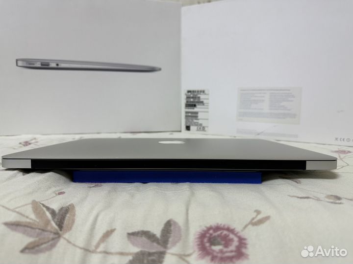 Apple MacBook Air 13 early 2015