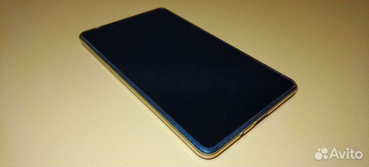Планшет Lenovo Tab m7