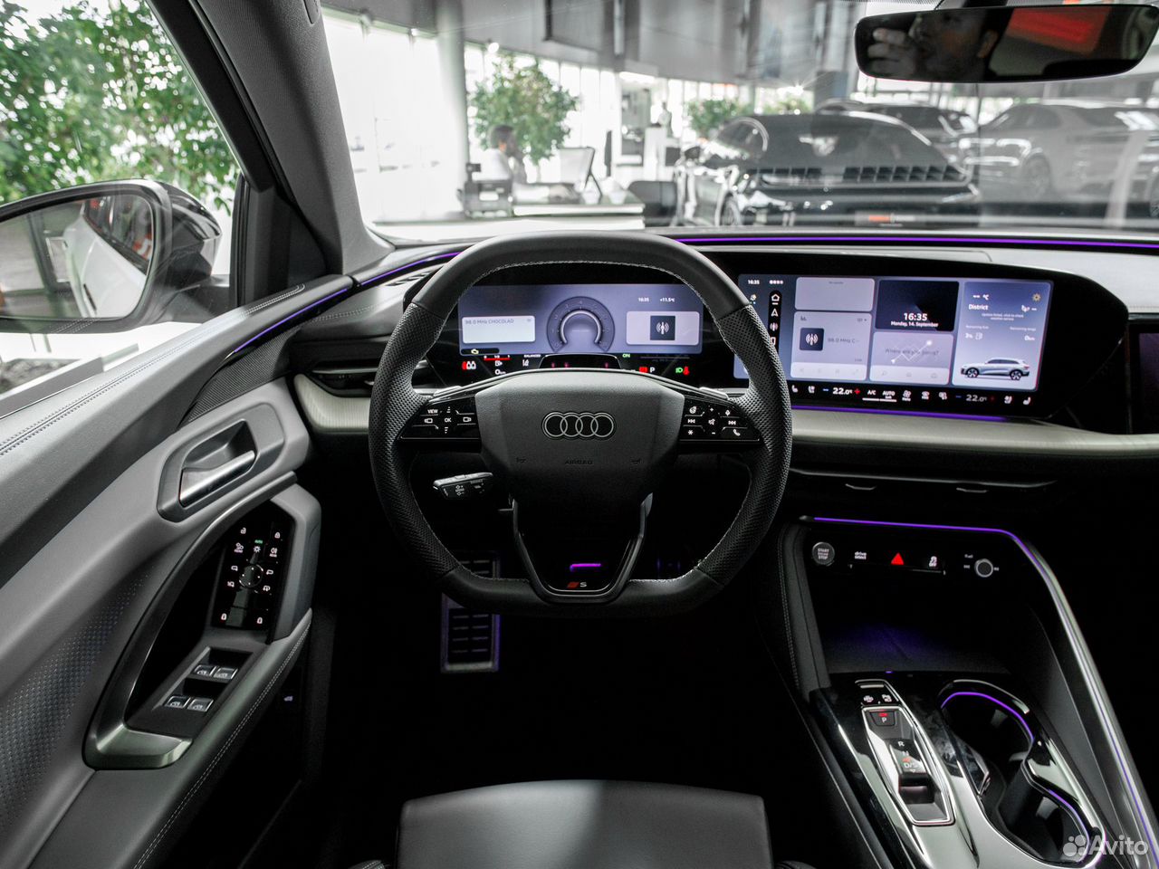 Audi Q5L 2.0 AMT, 2026
