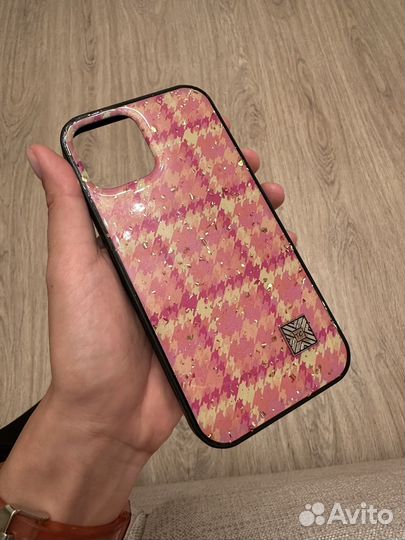 Чехол на iPhone 12