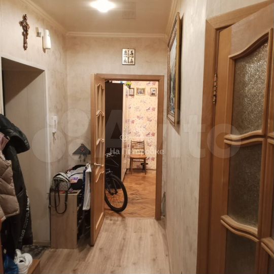 2-к. квартира, 48 м², 1/9 эт.