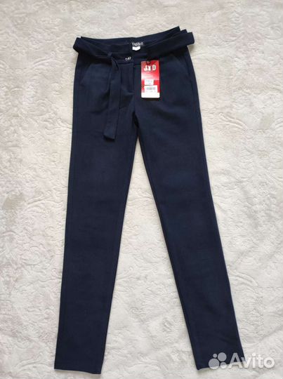 Цена за всё. Куртка и брюки новые 44 размер