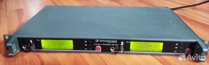 Радиосистема Sennheiser 3032-U