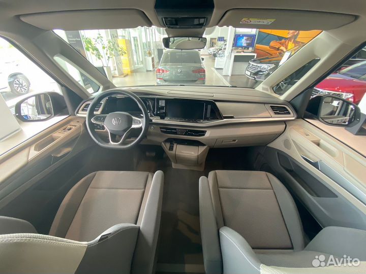 Volkswagen Multivan 2.0 AMT, 2022