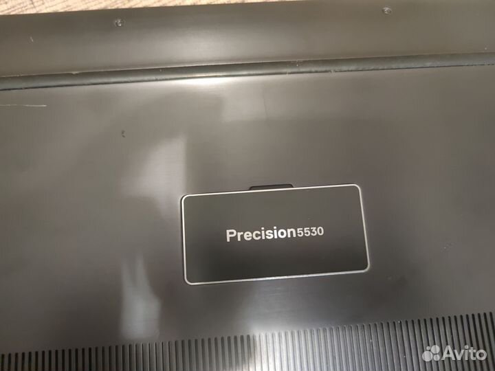 Ноутбук Dell precision 5530