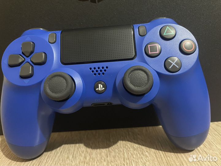 Sony Dualshock 4 V2 для PlayStation 4
