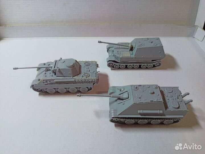 Модели немецких танков, транспортёр, пушка