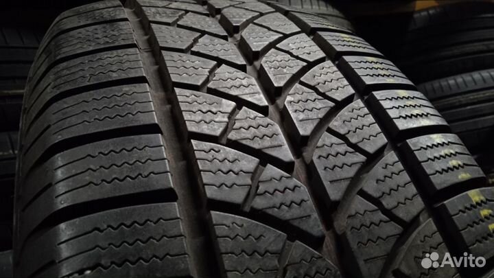 Bridgestone Blizzak LM-18 235/65 R17