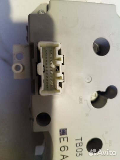 Блок управления печки/климат-контроля Mazda 6 GG