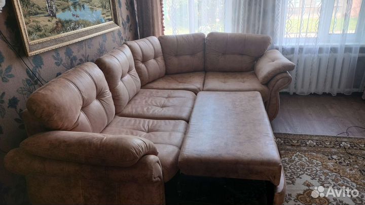 Диван угловой