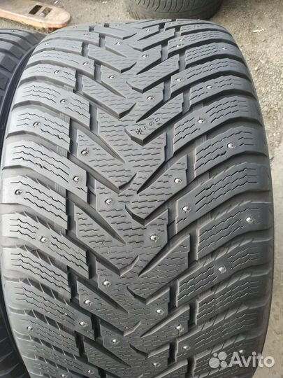 Nokian Tyres Hakkapeliitta 8 SUV 275/45 R21 и 315/40 R21